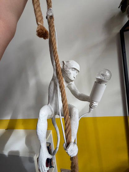 LAMPE SINGE RÉSINE BLANCHE CORDE SUSPENDUE | VINTAGE 🐒✨