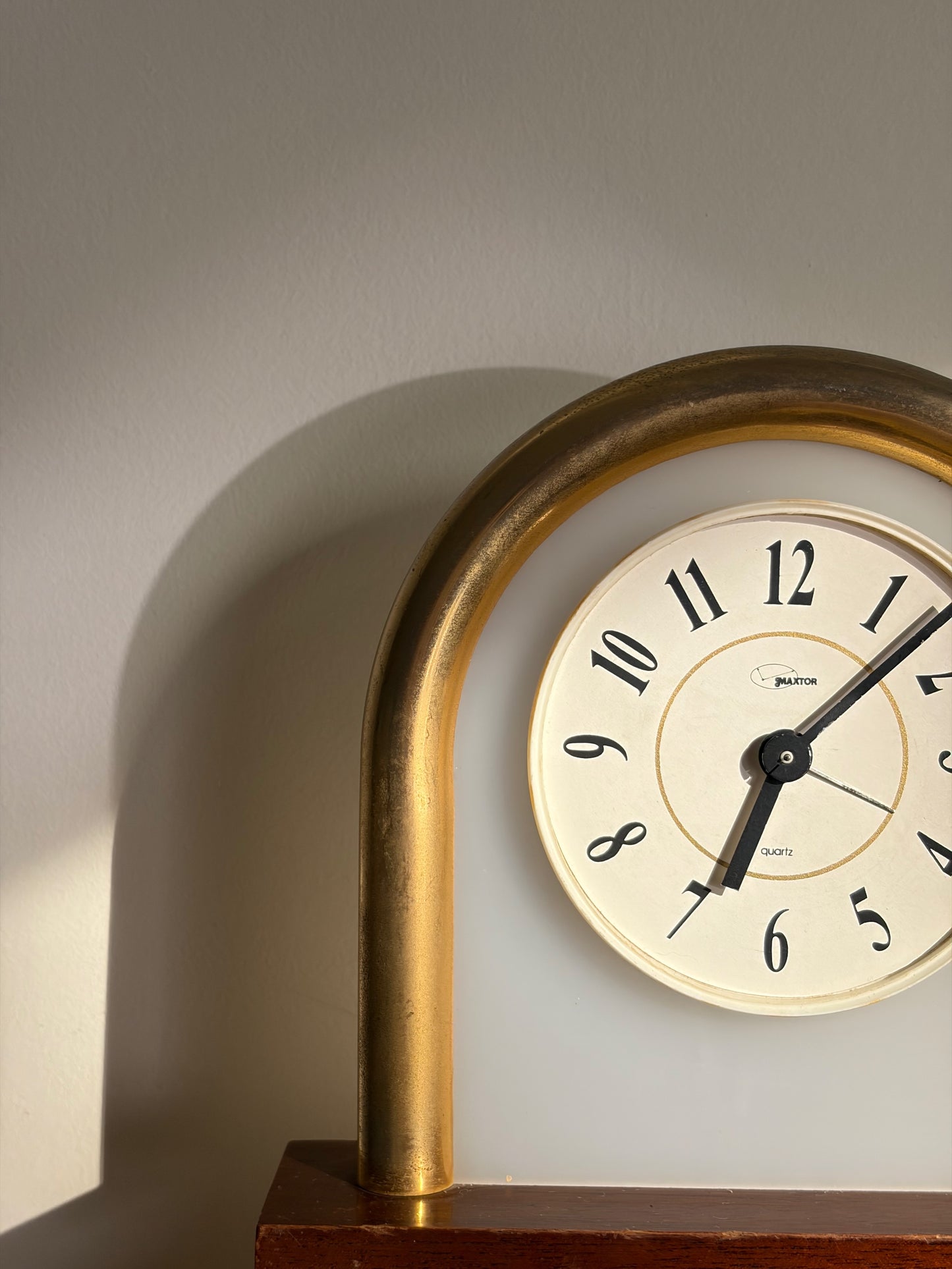HORLOGE DE BUREAU LAITON DORÉ BOIS | VINTAGE