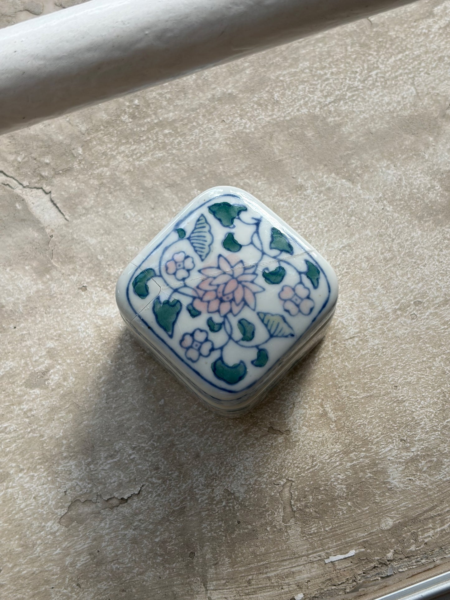 BOÎTE À BIJOUX PORCELAINE CHINOISE FLEURS LOTUS | VINTAGE💙
