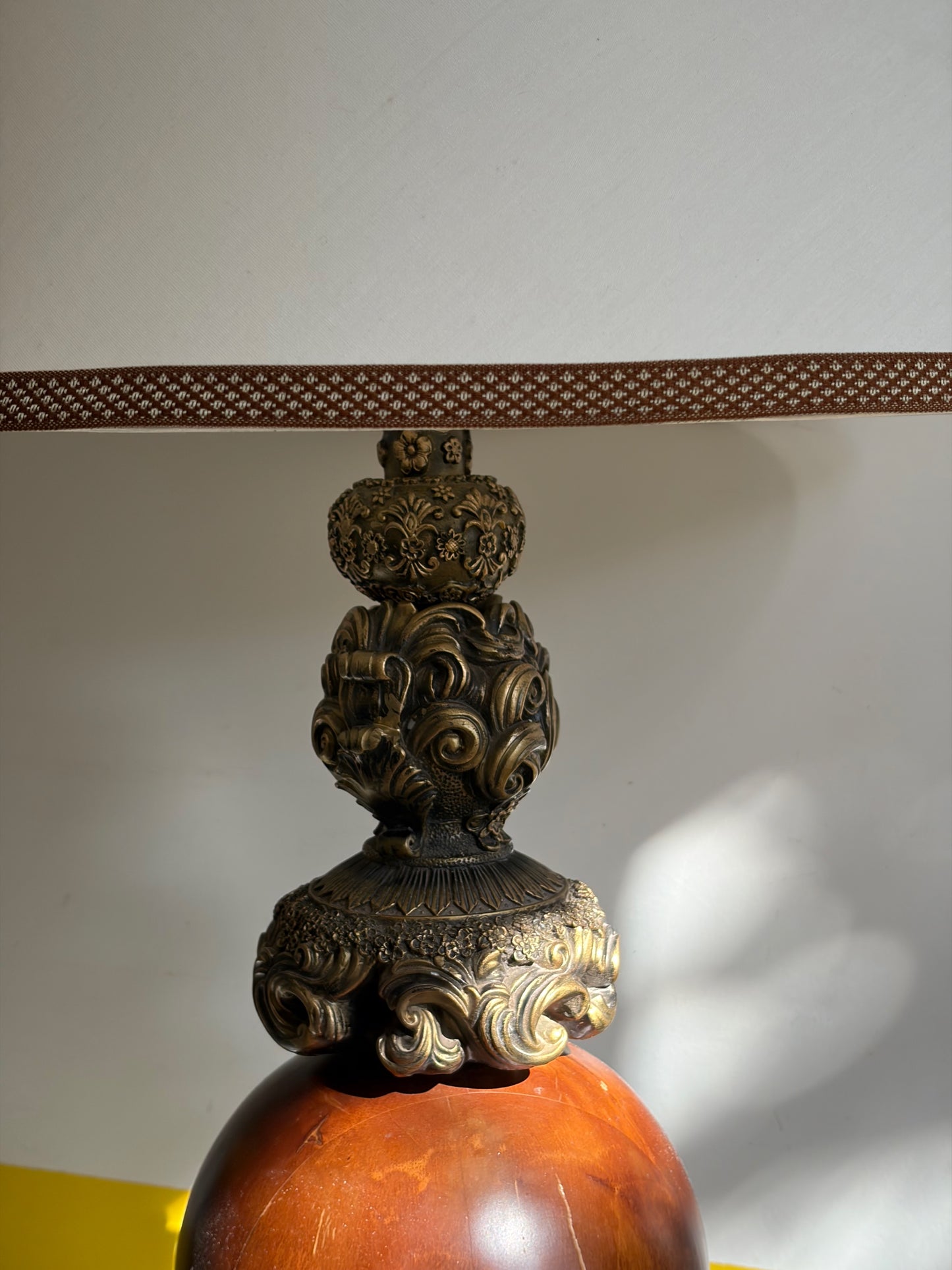 LAMPE DE TABLE BOIS TOURNÉ BRONZE SCULPTÉ | VINTAGE
