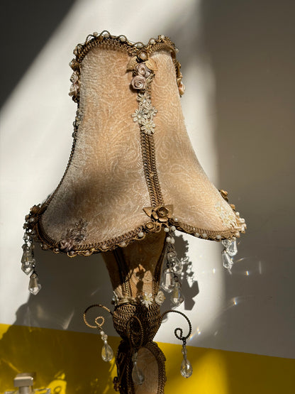 LAMPE DE TABLE LA FÉÉRIQUE TISSU CHAMPAGNE PENDELOQUES CRISTAL | VINTAGE ✨🕯️