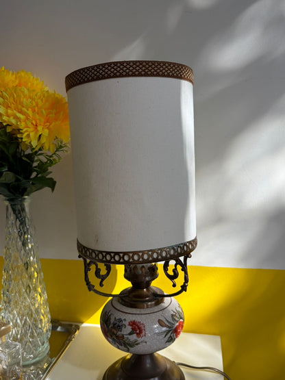LAMPE DE TABLE CÉRAMIQUE FLORALE ET MÉTAL VINTAGE