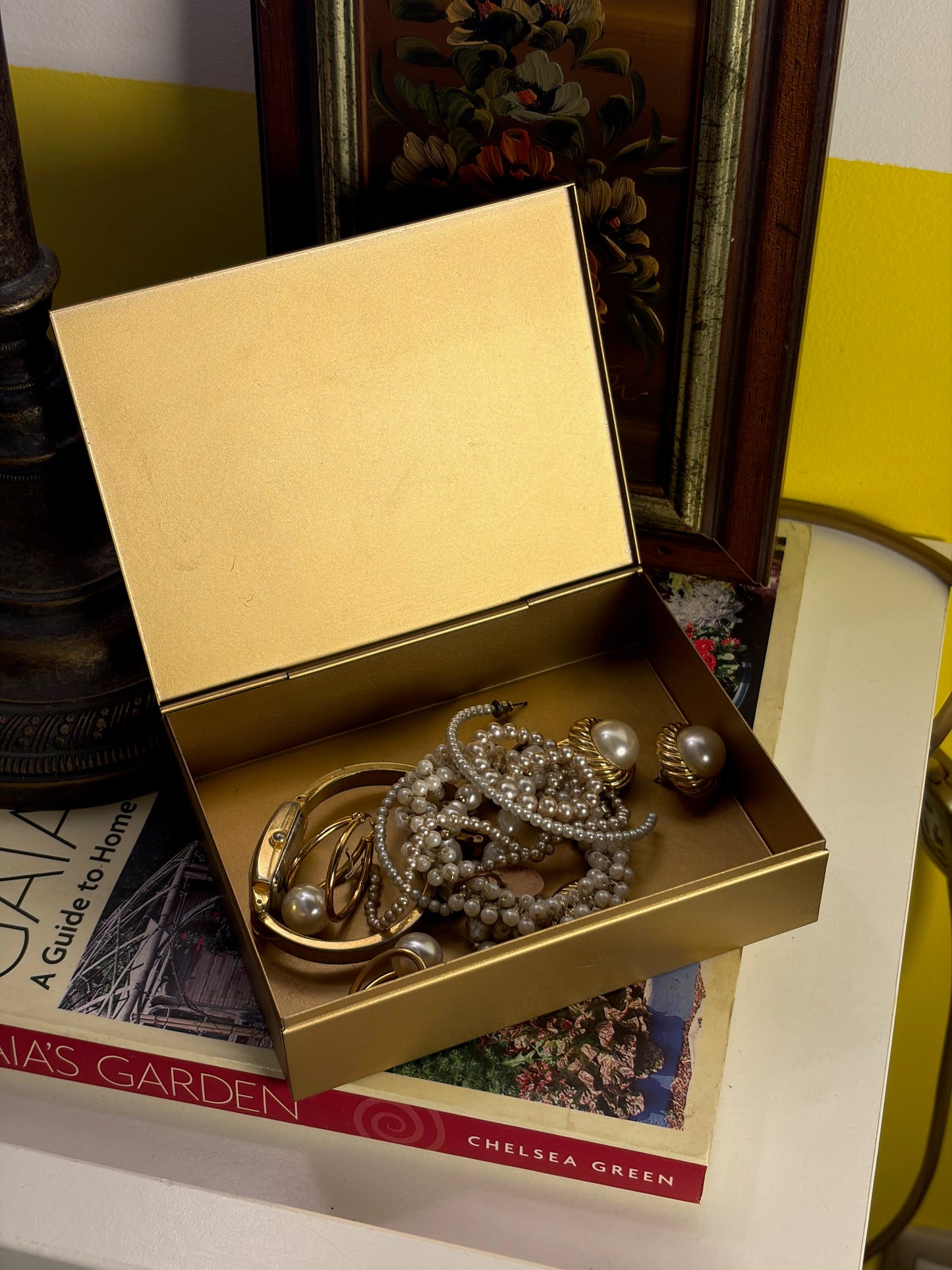 Boîte à bijoux dorée